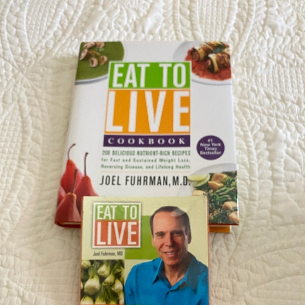 Eat to Live Cookbook plus 8 DVDS
by Joel Fuhrman